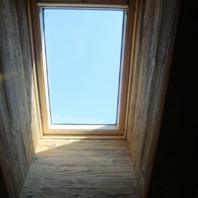 roof window (velux)